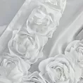 Firana biała z szyfonu zdobiona na brzegach pasem 3D róż z troczkiem w zestawie 140x270 cm taśma - ROSES Eva Minge Eurofirany