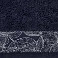 Ręcznik kąpielowy 50x90 cm bawełniany kolor granatowy,srebrny z żakardową bordiurą w liście 400 g/m2 AGIS Eurofirany