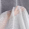 Firana biało, srebrna o strukturze siatki z efektem bukli z błyszczącą nicią 140x260 cm przelotka MAJA Eurofirany