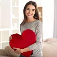 Poduszka w kształcie serca 45 x 45 cm welwetowa popielata Eurofirany