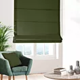 Roleta rzymska ciemnozielona z gładkiej tkaniny zaciemniającej typu dimout wykończona obciążnikiem