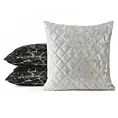 Poszewka na poduszkę 45x45 cm welwetowa pikowana metodą hot press zdobiona błyszczącym nadrukiem marmuru beżowa BLINK 44 Eurofirany