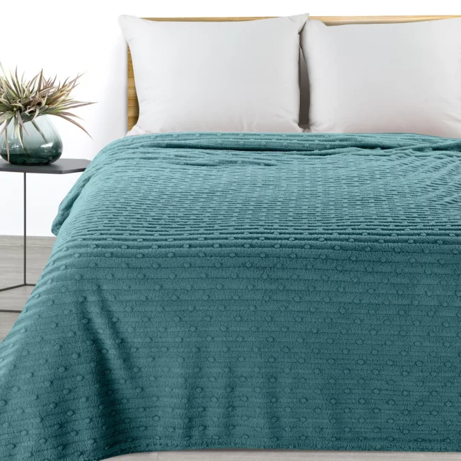 Koc  200x220 cm miętowy z wytłaczanym wzorem pasów LISA DESIGN 91 Eurofirany