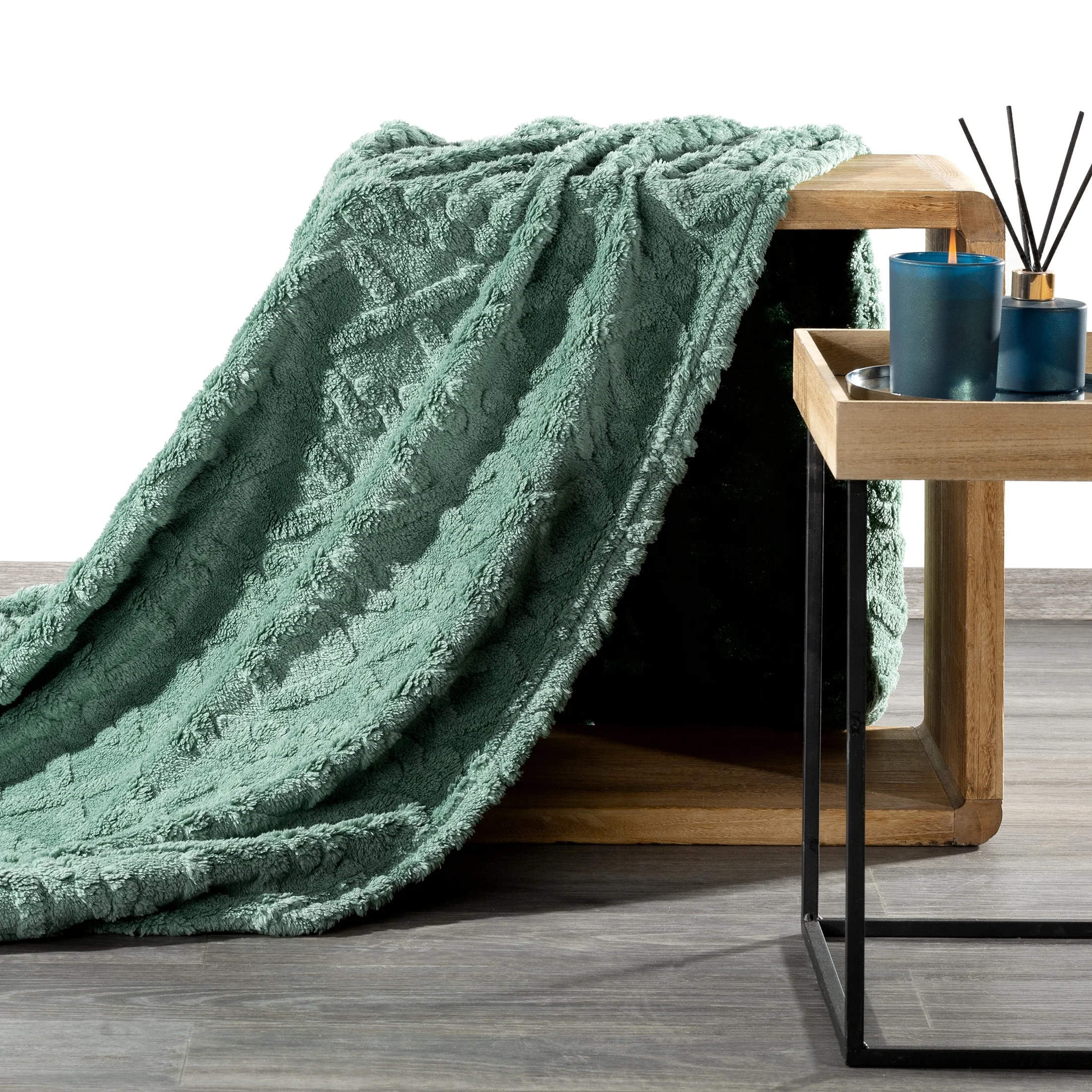 Koc 150x200 cm miętowy z ozdobnym plecionym warkoczem DESIGN 91 Eurofirany