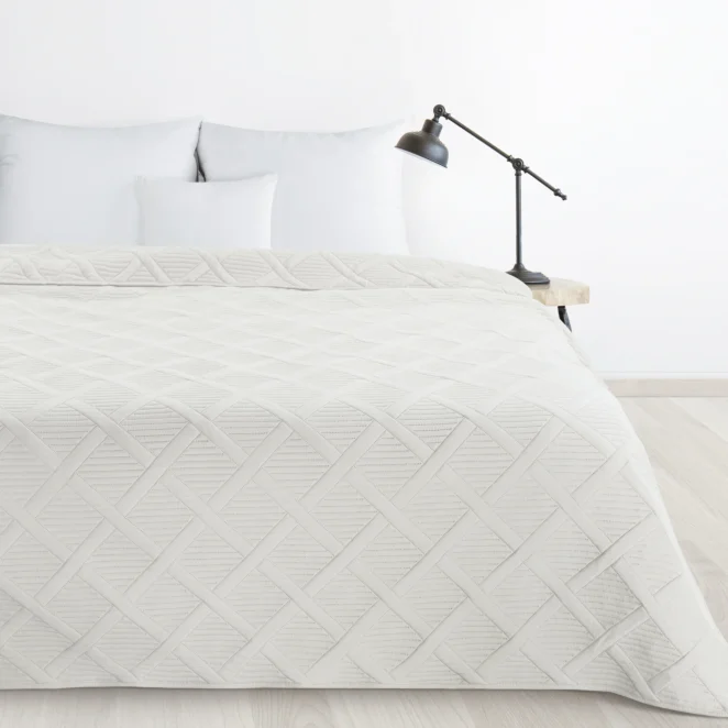 Narzuta kremowa 170x210 cm z geometrycznym wzorem wykonana techniką hot press ALARA 5 DESIGN 91 Eurofirany