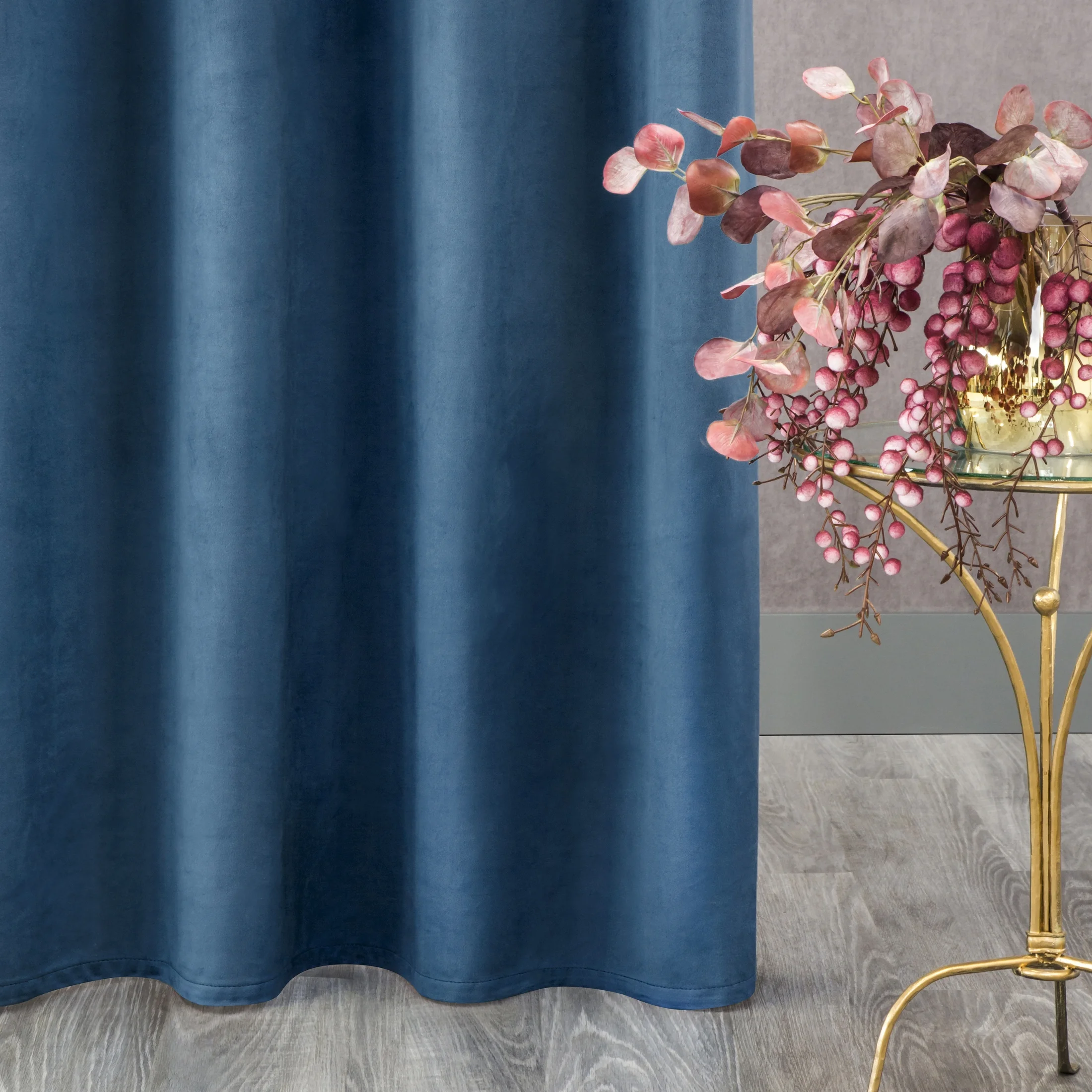 Zasłona granatowa z tkaniny welwetowej 140x250 cm przelotka ROSA Design 91 Eurofirany