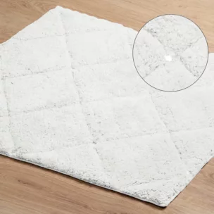 Dywanik łazienkowy bawełniany zdobiony geometrycznym wzorem z kryształkami 60x90 cm CHIC Eurofirany