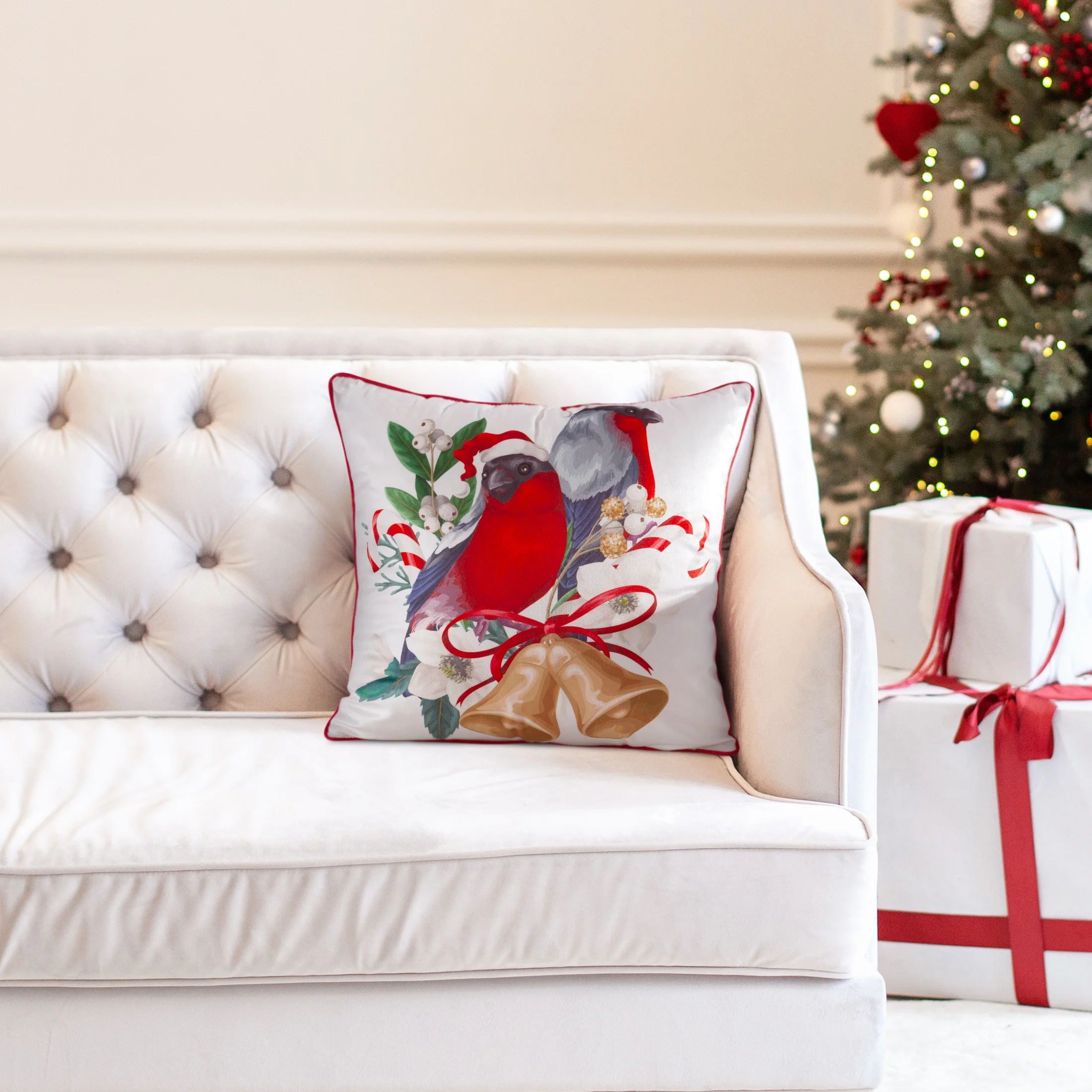 Poszewka na poduszkę świąteczna 45x45 cm biało, czerwona zdobiona uroczym nadrukiem ptaszków i elegancką wypustką Eurofirany