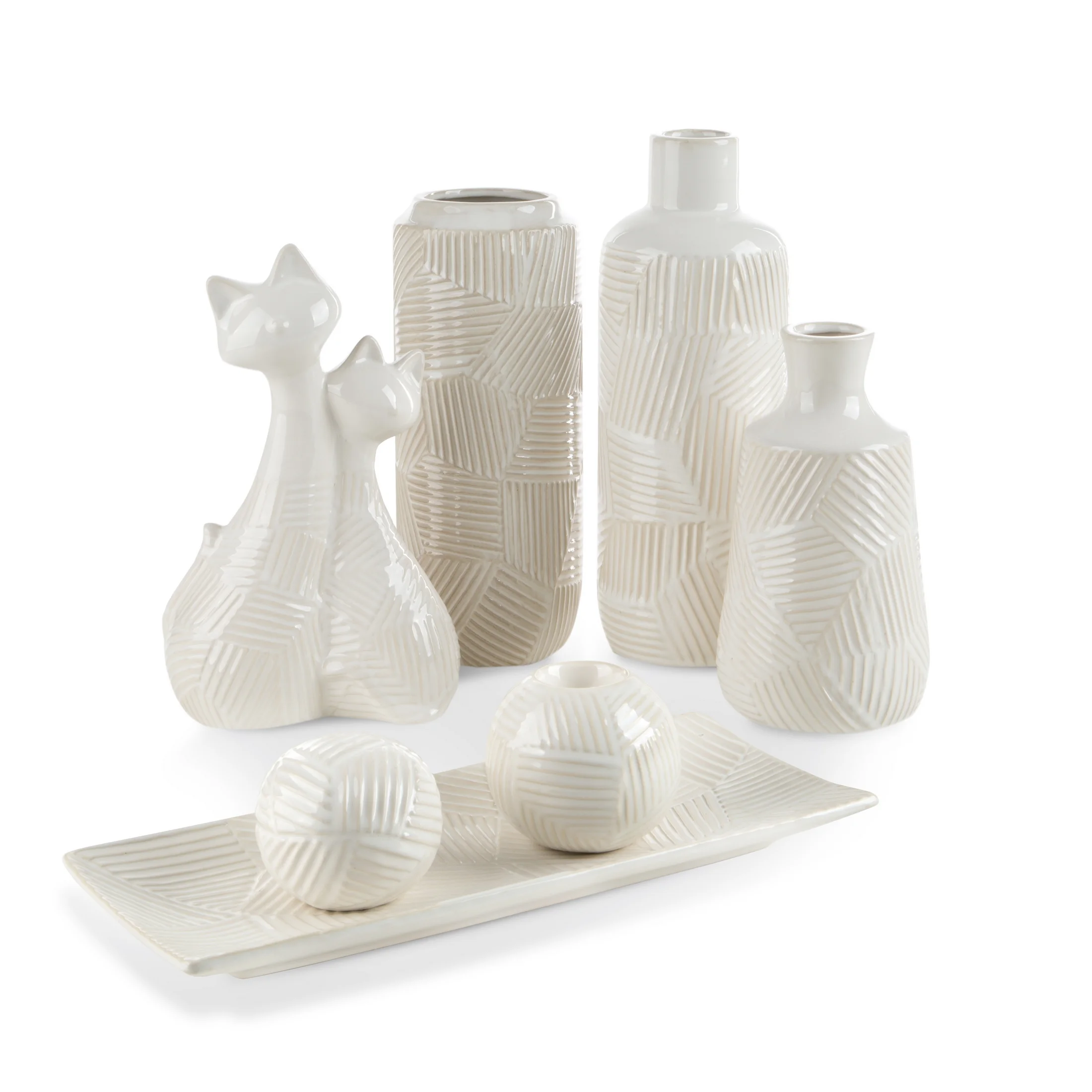 Figurka ceramiczna kremowa z wytłaczanym wzorem 19x10x29 cm ROMINA Eurofirany