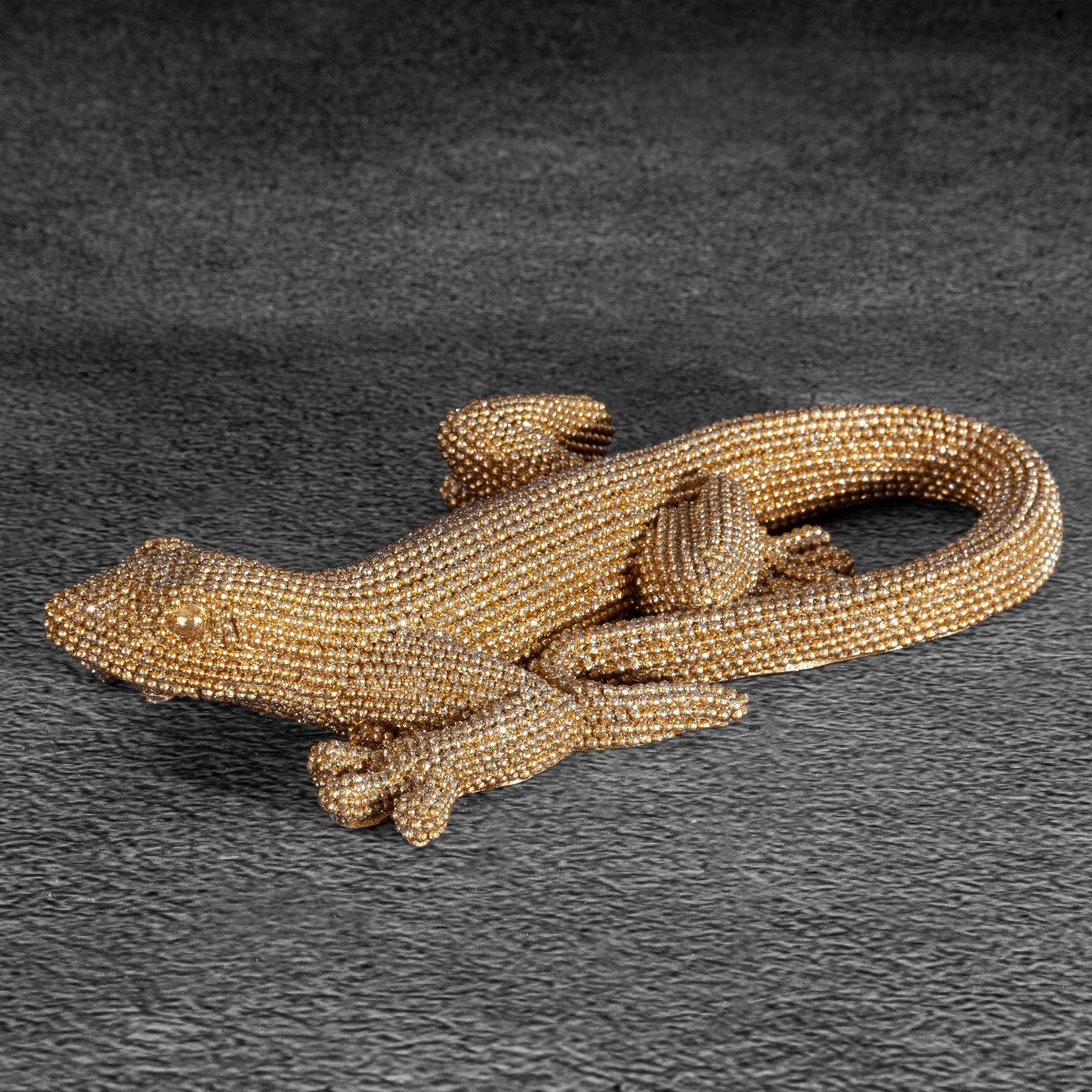 Figurka złota o drobnym strukturalnym wzorze 19x10x4 cm ELDO Eurofirany