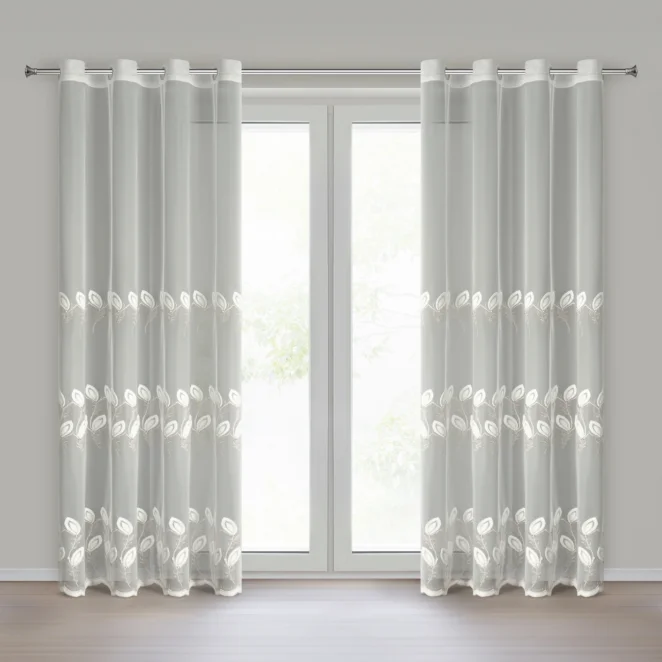 Firana biało-beżowa z drobnej siateczki zdobiona haftem i błyszczącymi kryształkami 400x250 cm przelotki - MICHAELA Eurofirany