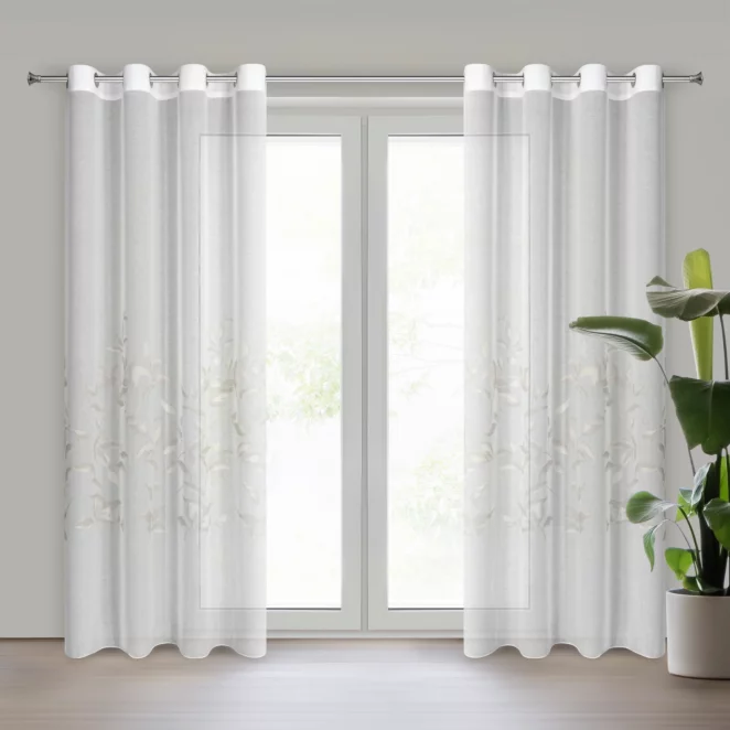 Firana biało, srebrna z etaminy zdobiona motywem roślinnym 140x250 cm przelotka ESTELLA Eurofirany