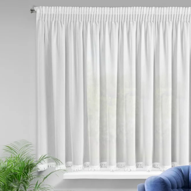 Firana biała z etaminy zakończona fantazyjną aplikacją 300x150 cm taśma ELENA Eurofirany