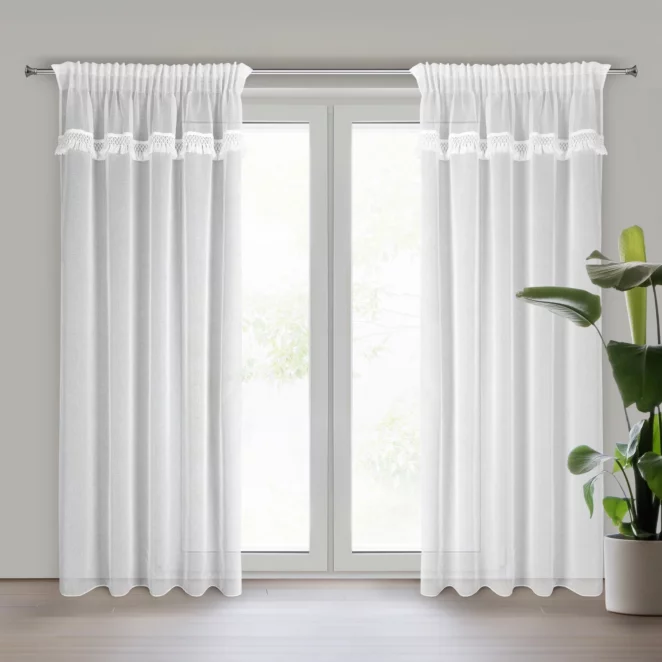 Firana biała z etaminy zdobiona subtelnym pasem frędzli w stylu eko 140x270 cm taśma KIRA 1 Eurofirany