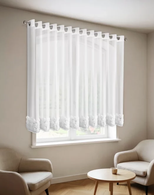 Firana z siateczki biała zdobiona pasem aplikacji 3D róż 350x160 cm taśma ROSES Eva Minge Eurofirany
