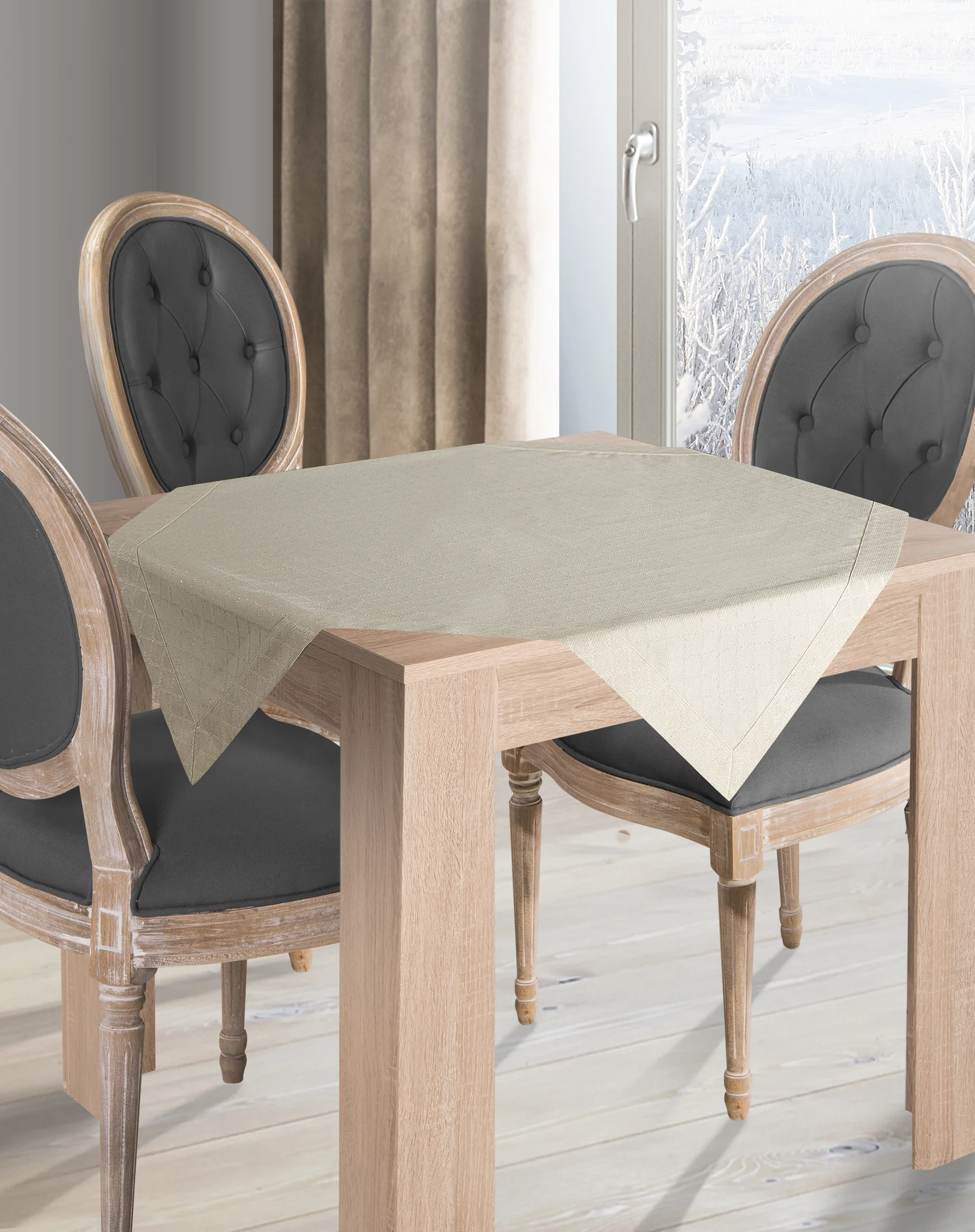 KLARA 2 EKSKLUZYWNY KREMOWY OBRUS ZE WZOREM KRATKI 85x85 cm EUROFIRANY
