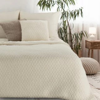Koc 130x160 cm kremowy z widocznym plecionym splotem KAYLA Eurofirany