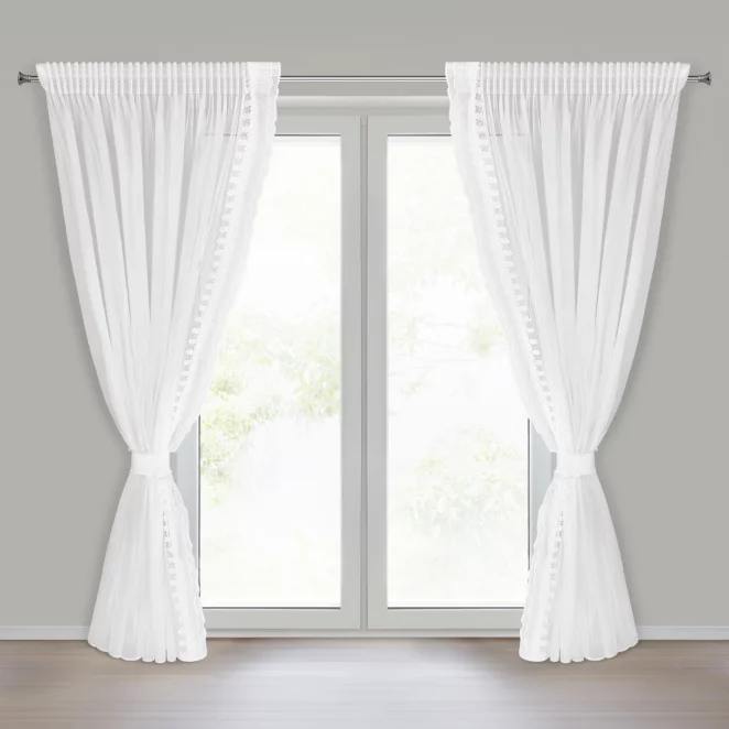 Komplet białych firan 2 szt zdobionych koronką z perełkami, troczek w zestawie 140x270 cm taśma LARISA Eurofirany