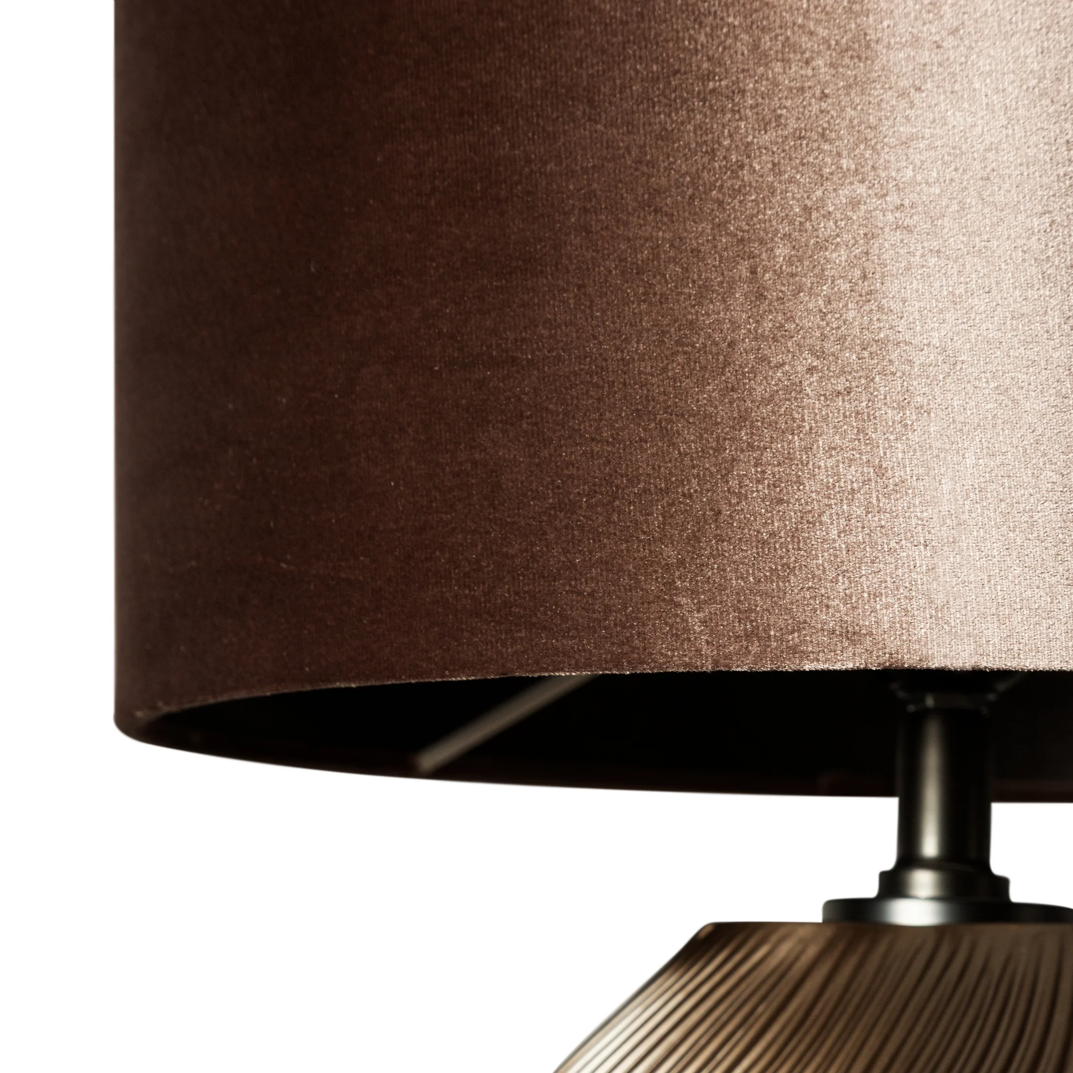 Lampa stołowa brązowa z ryflowaną szklaną podstawą i welwetowym abażurem 41x59 cm SELENA Eurofirany