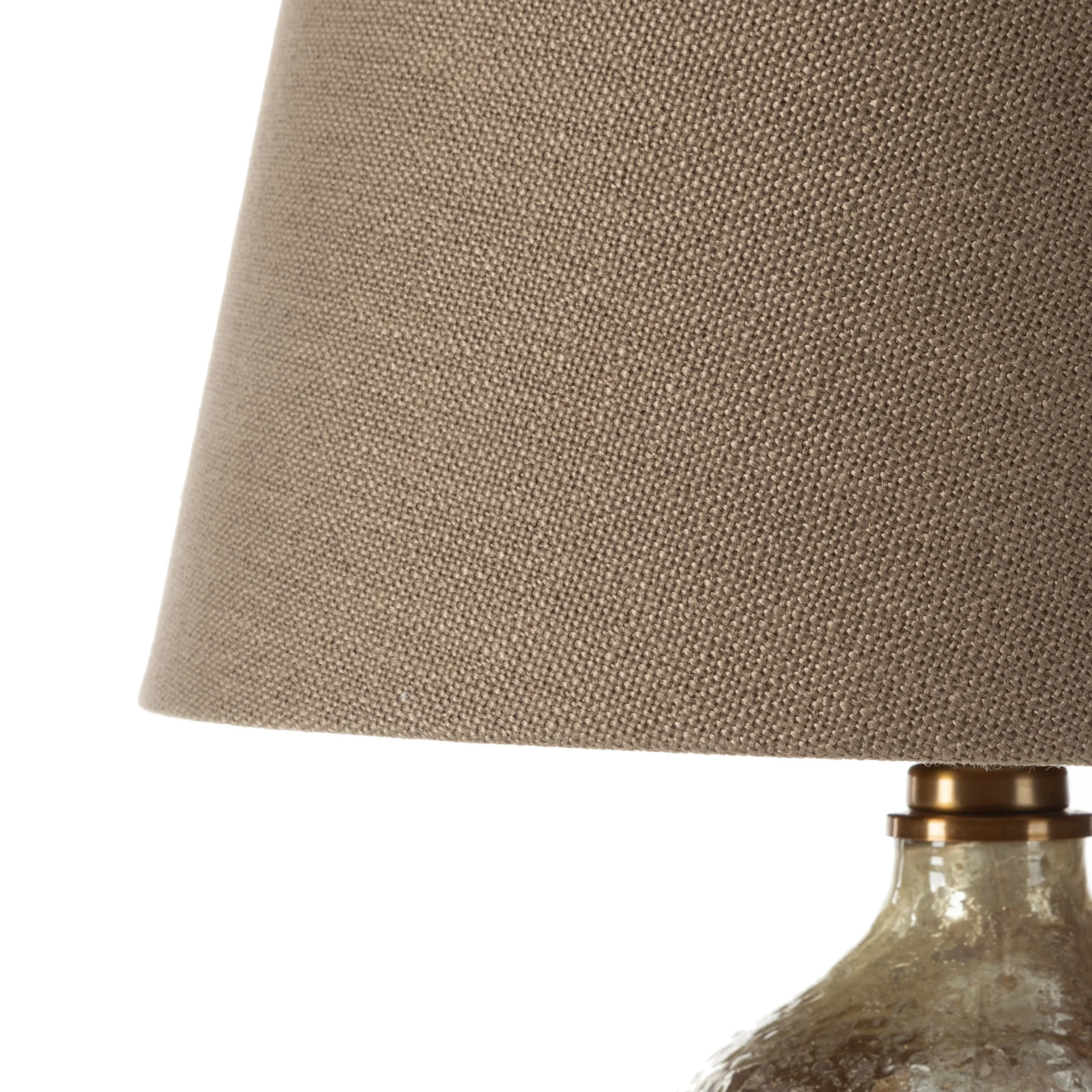 Lampa stołowa do pokoju beżowo, złota RUBY z szklaną podstawą zdobioną błyszczącym wzorem Eurofirany
