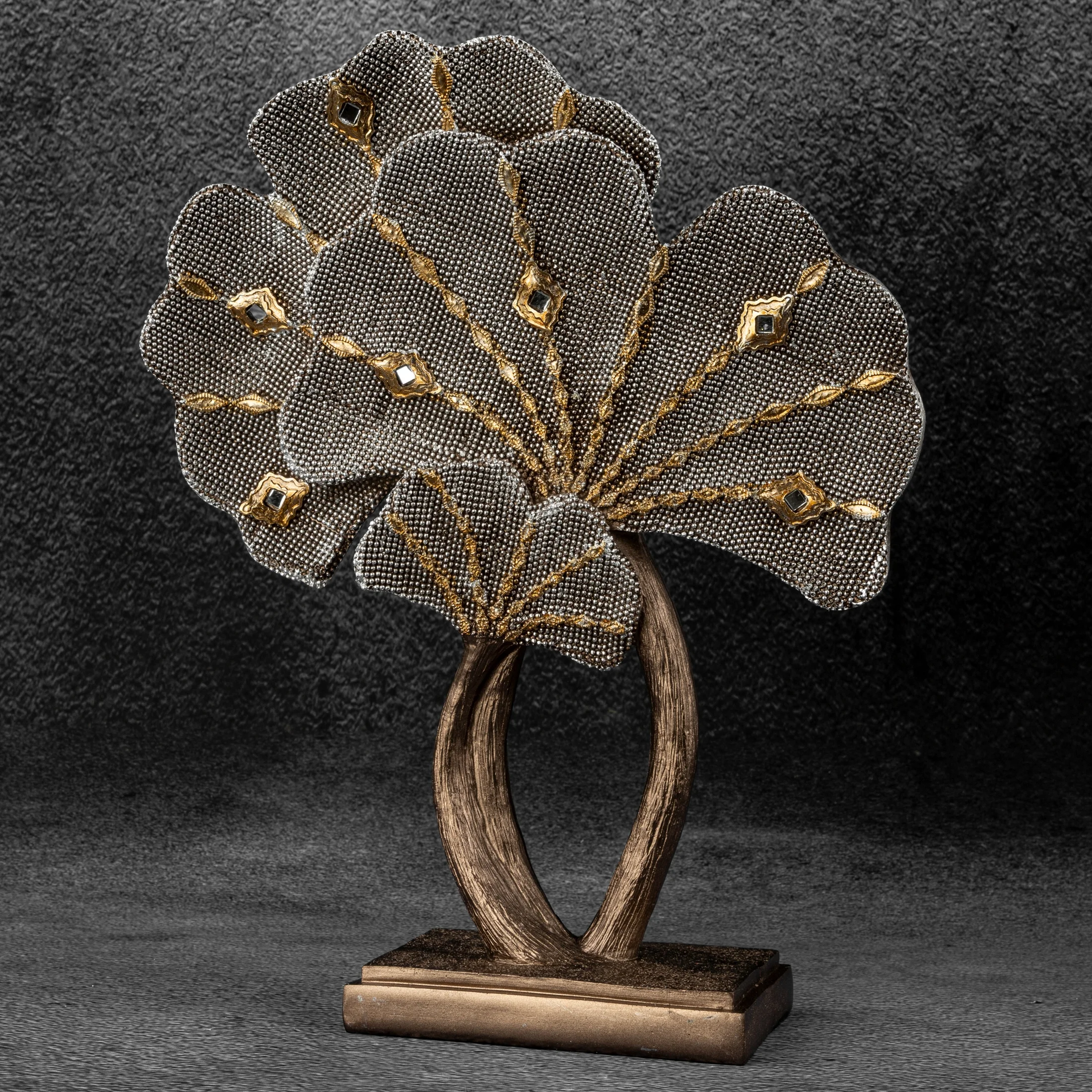 KALI SREBRNA FIGURKA DEKORACYJNA LIŚCIE GINKGO W NOWOCZESNYM STYLU 26x5x32 cm EUROFIRANY