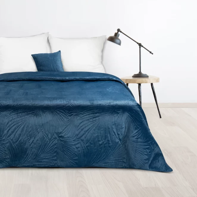 Narzuta welwetowa granatowa 170x210 cm pikowana metodą hot press we wzór liści palmy LUIZ DESIGN 91 Eurofirany