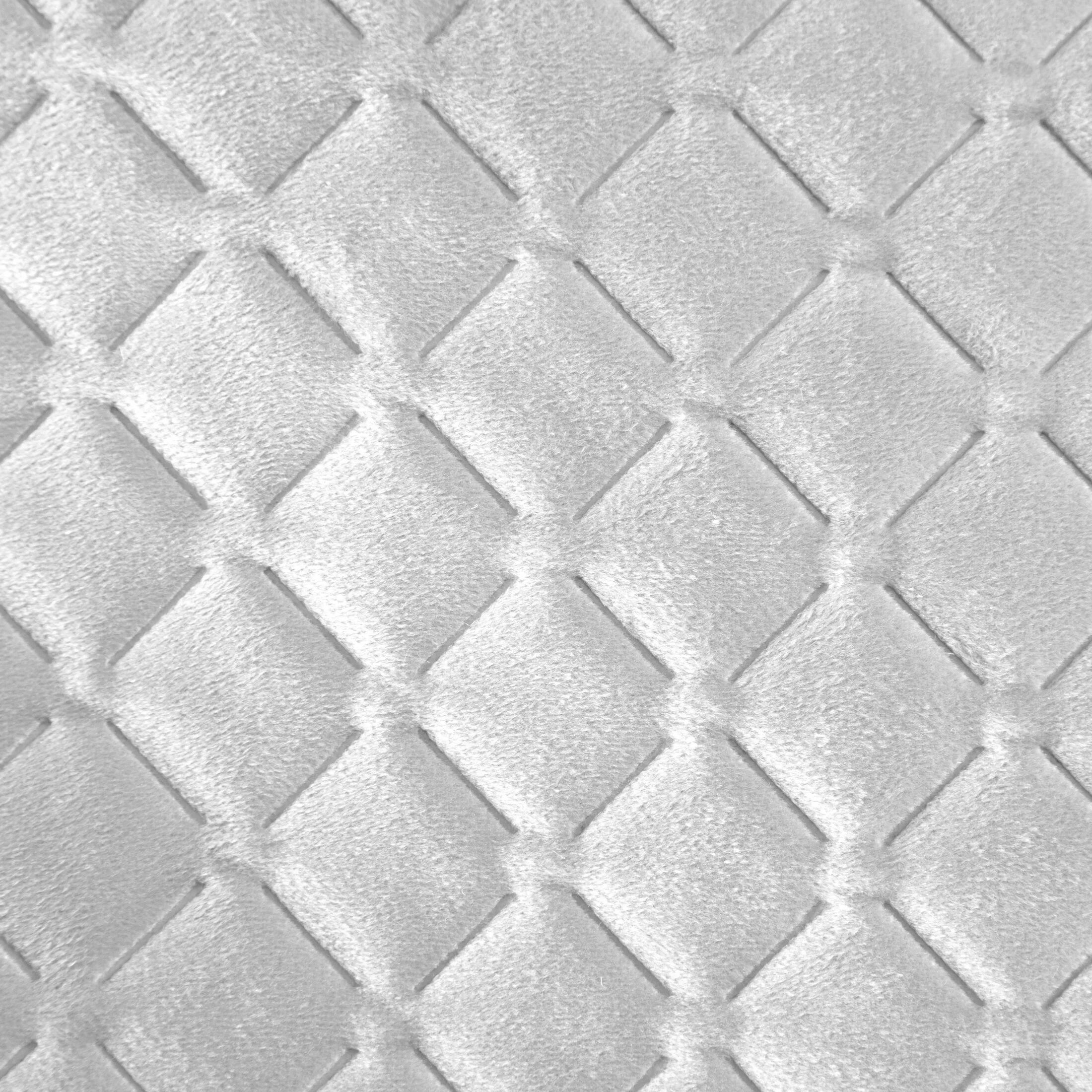 Narzuta welwetowa na fotel biała 70x160 cm pikowana w geometryczny wzór metodą hot press DIMON Eurofirany