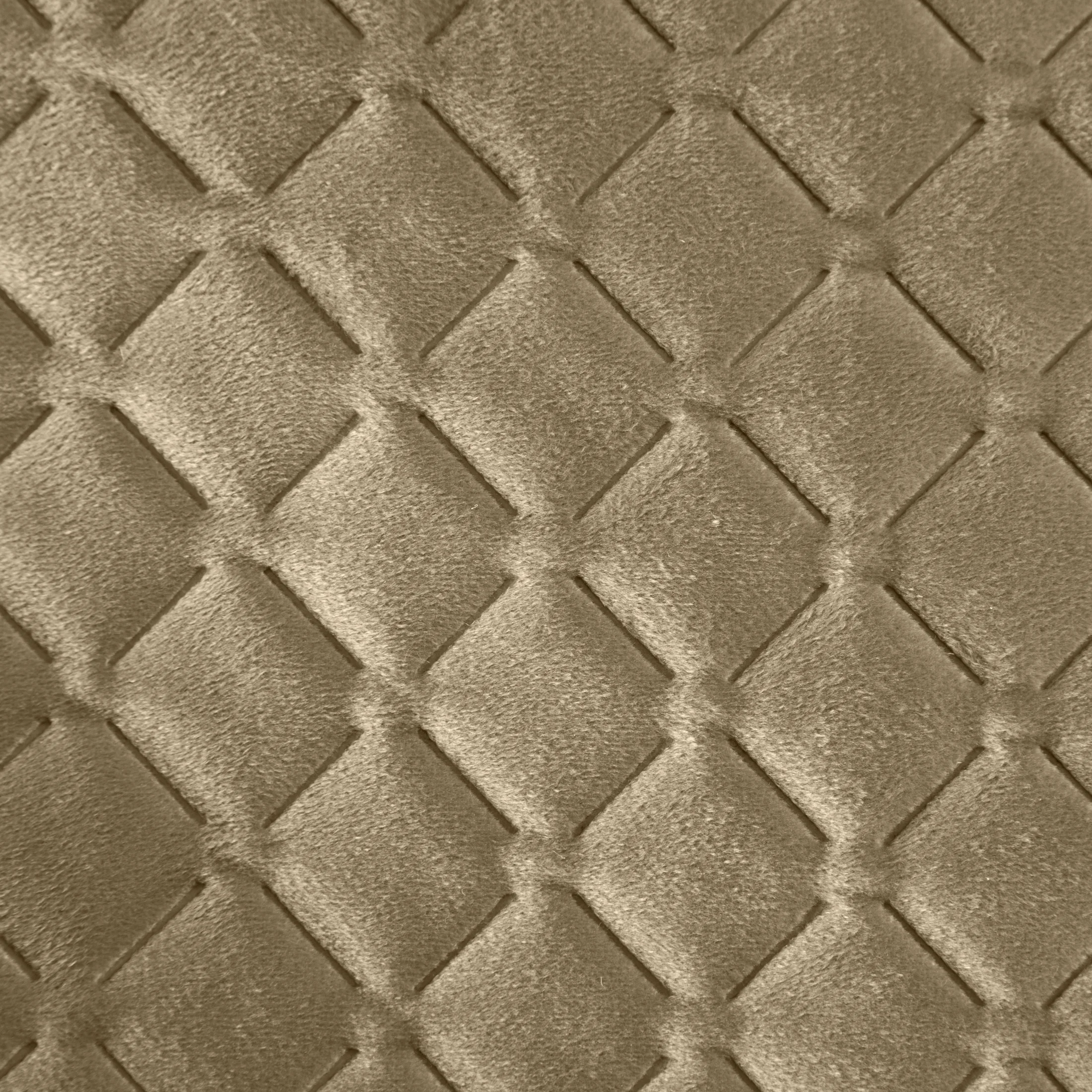 Narzuta welwetowa na fotel beżowa 70x160 cm pikowana w geometryczny wzór metodą hot press DIMON Eurofirany