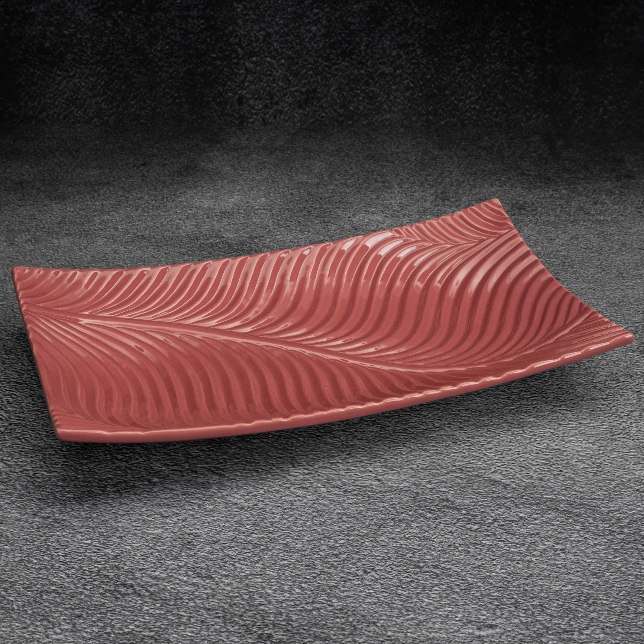 Patera ceramiczna dekoracyjna różowa z wytłaczanym wzorem prostokątna 35x20x6 cm SENA Eurofirany