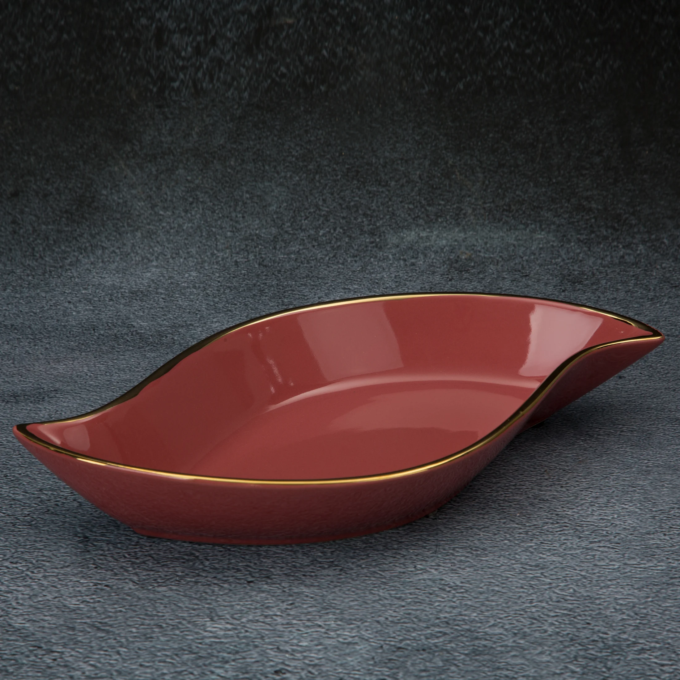 Patera ceramiczna SIBEL ciemnoróżowa gładki i nowoczesny design Eurofirany