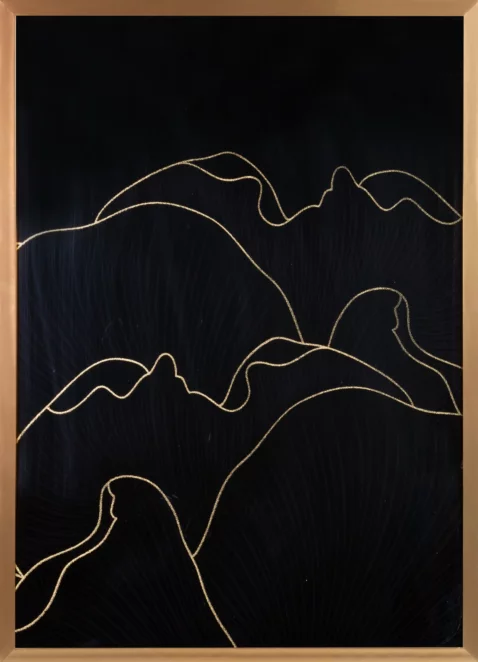 Obraz abstrakcja czarny ze złotym błyszczącym nadrukiem w złotej ramie 53x73 cm PEONIA 1 LIMITED COLLECTION