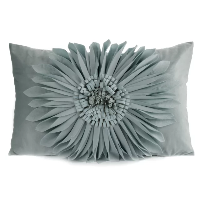 Poszewka na poduszkę 30 x 50 cm z welwetu kolor miętowy zdobiona kwiatem 3D FLORES 3 Eurofirany