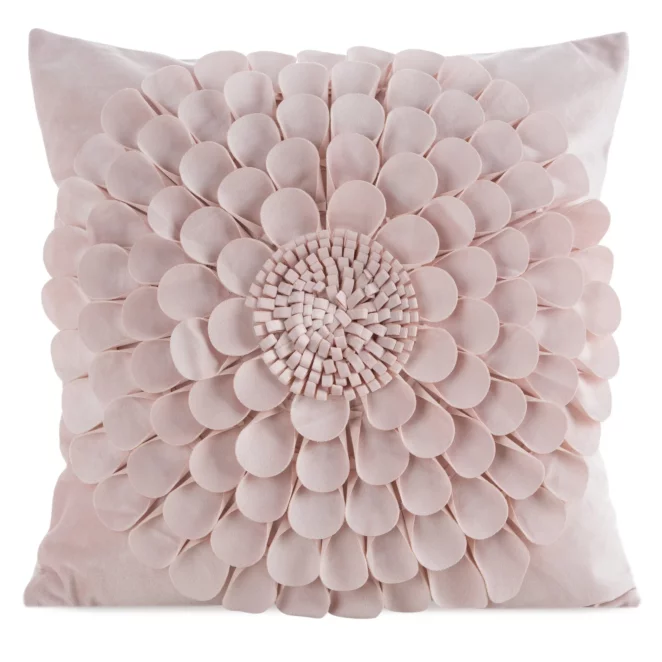 Poszewka na poduszkę 45 x 45 cm z welwetu kolor pudrowy zdobiona kwiatem 3D FLORES 2 Eurofirany