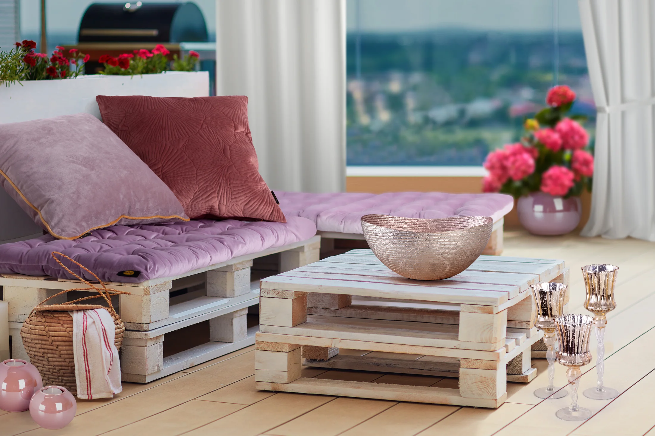 Poszewka na poduszkę 45x45 cm welwetowa z wytłaczanym wzorem liści miłorzębu ciemnoróżowa VELVET 58 EUROFIRANY PREMIUM
