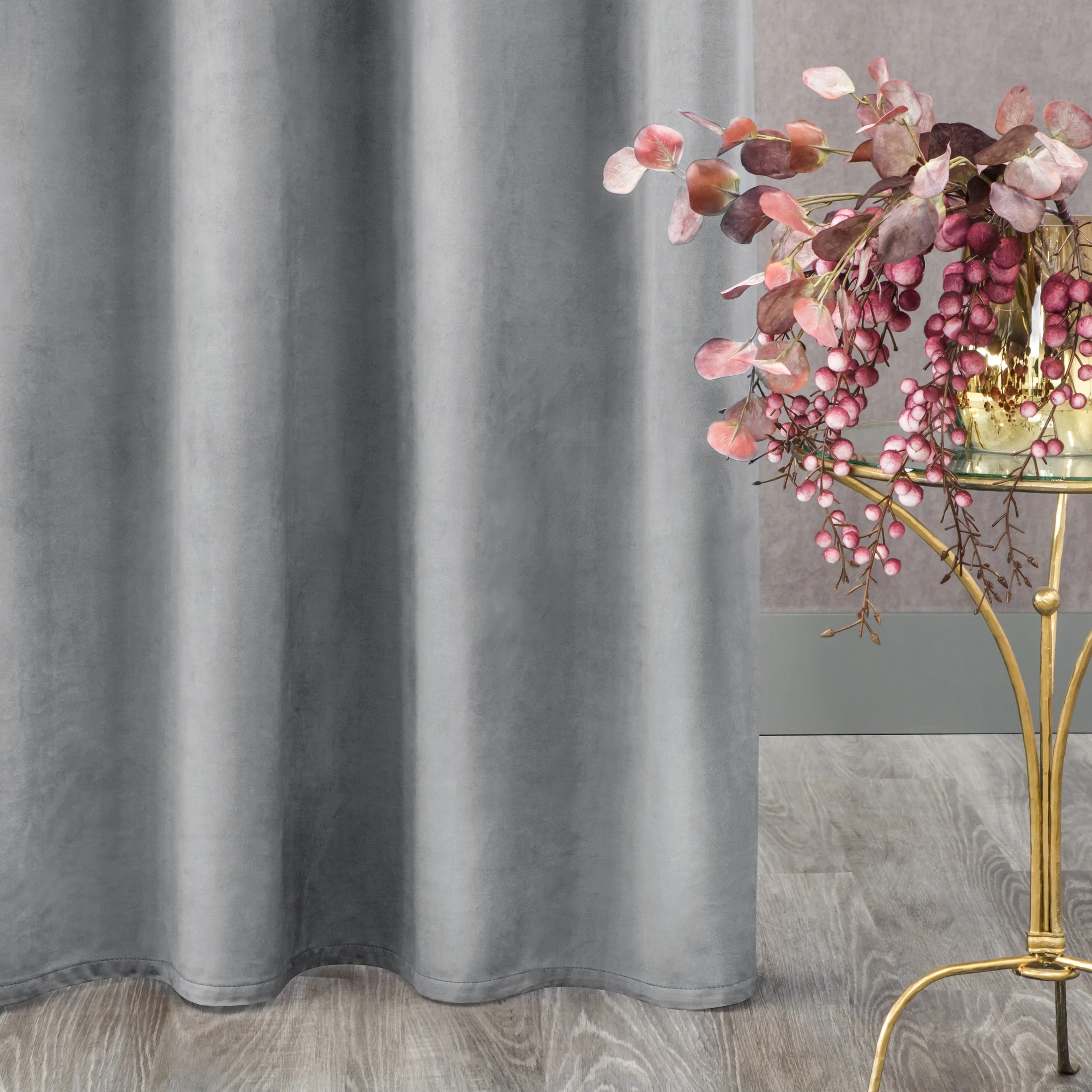 Zasłona srebrna z tkaniny welwetowej 135x300 cm taśma ROSA Design 91 Eurofirany