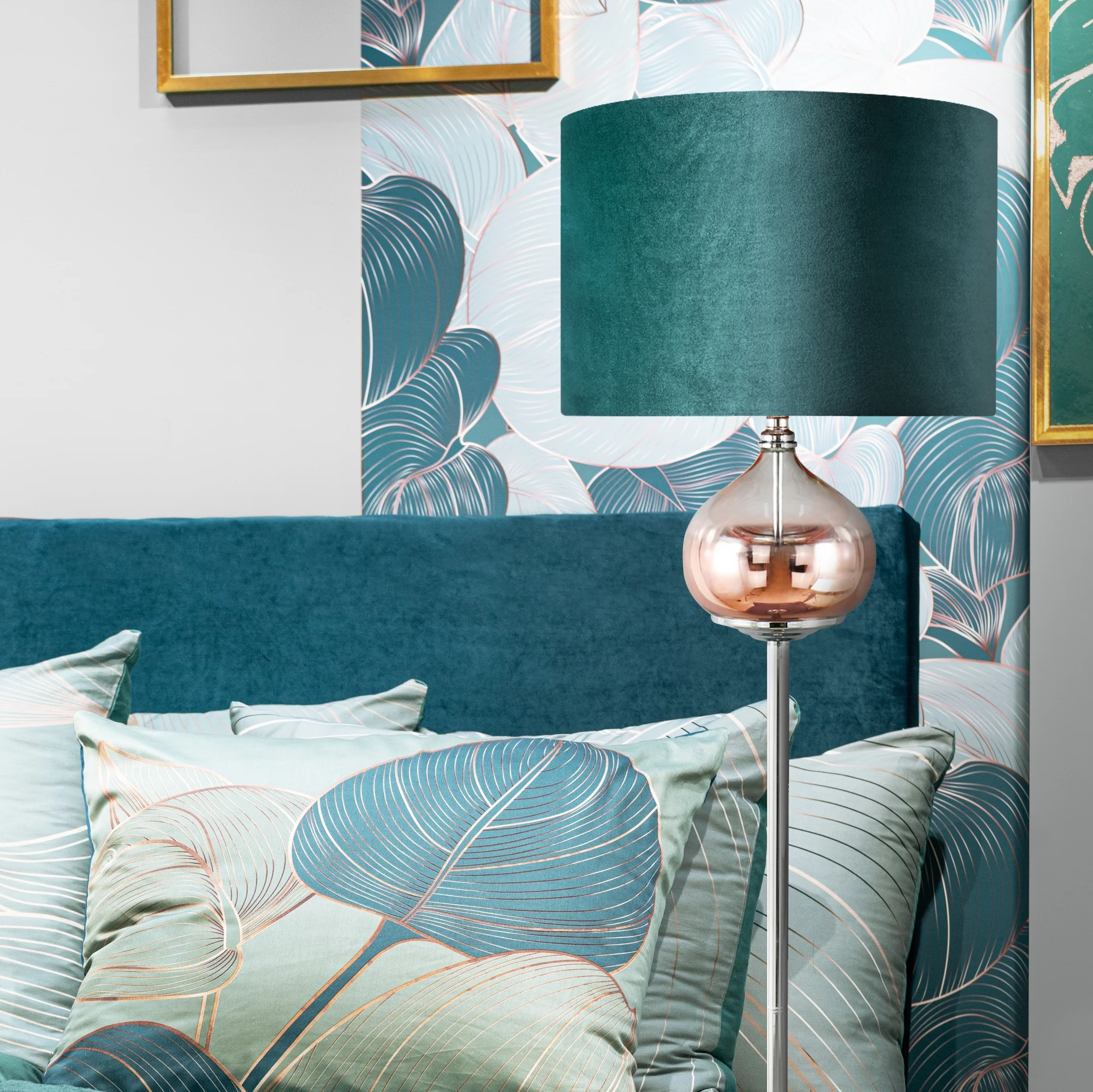 Lampa stojąca do salonu szałwiowo, miedziana z welwetowym abażurem 43 x 157 cm SALVIA Limited Collection Eurofirany