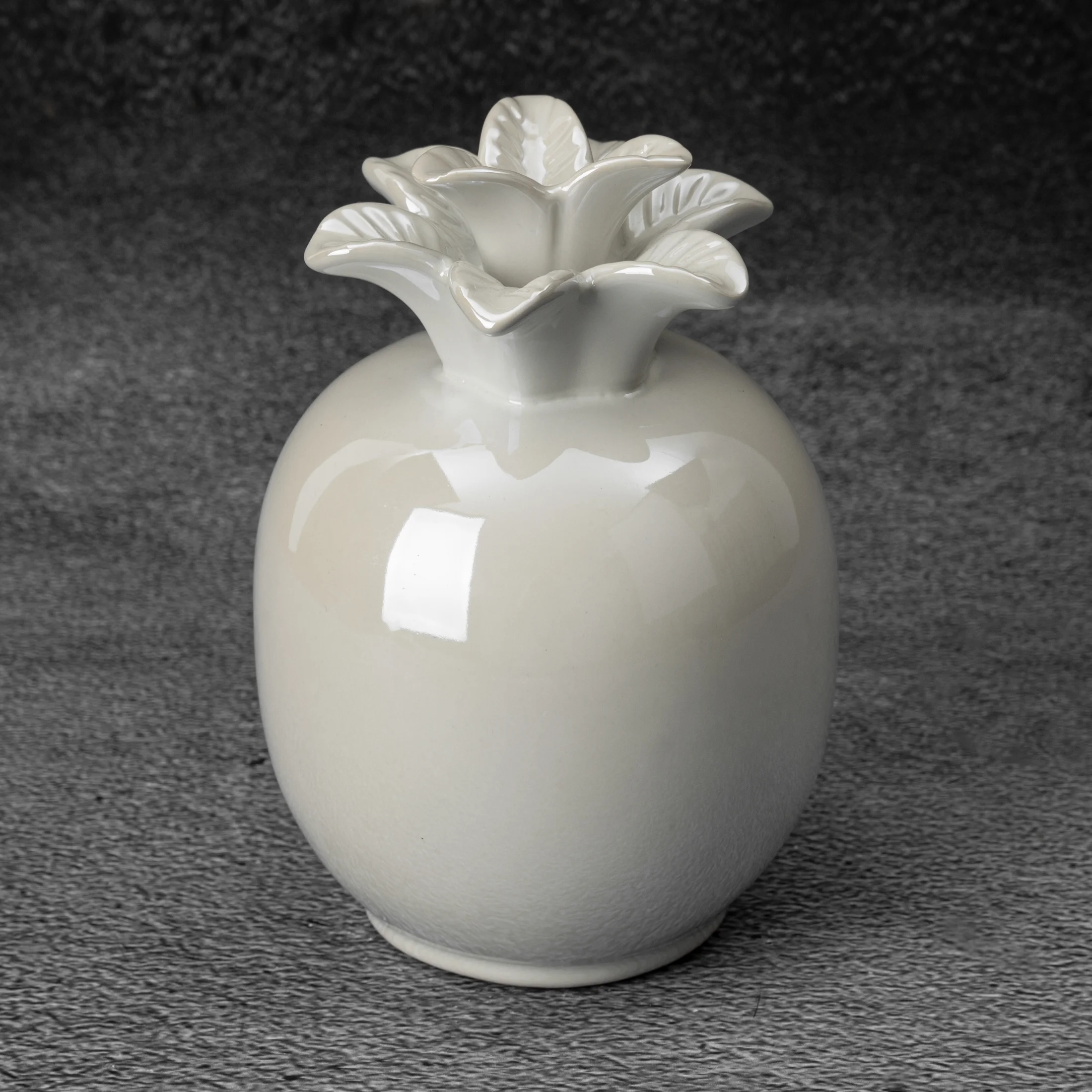 Figurka ceramiczna perłowa ananas z perłowym połyskiem średnica 11x16 cm SIMONA Eurofirany