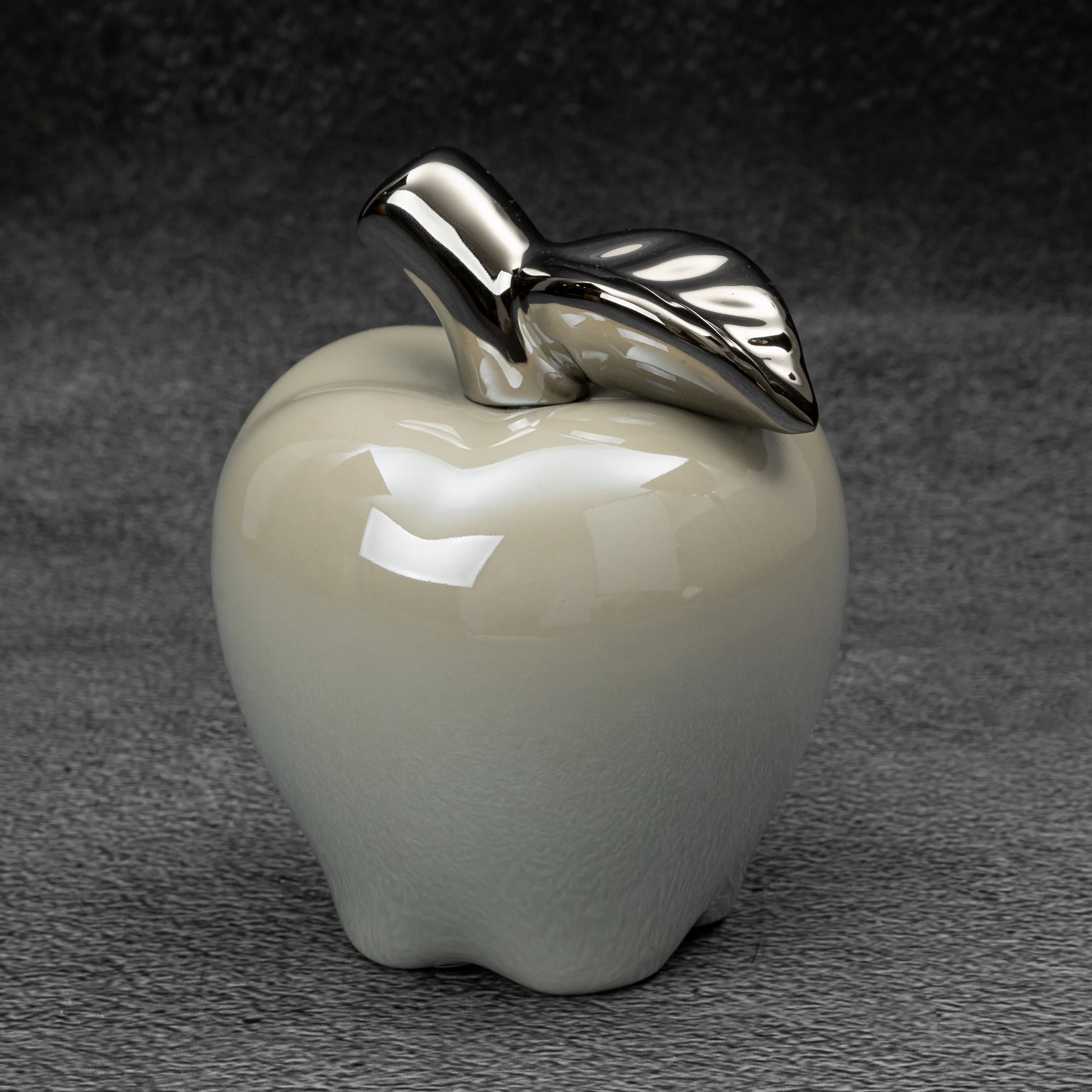 SIMONA 3 PERŁOWA FIGURKA CERAMICZNA JABŁKO 11x14 cm EUROFIRANY