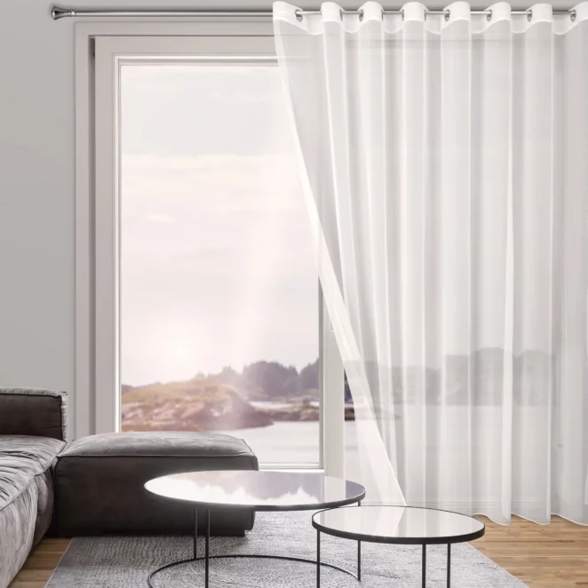 Firana biała z gładkiej tkaniny o strukturze drobnej siateczki 350x250 cm przelotka TAMINA Eurofirany