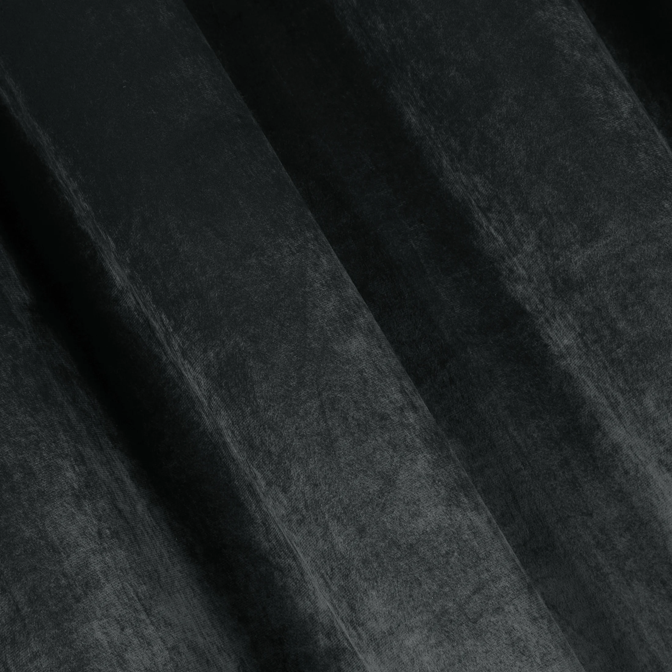 TAYLOR GRAFITOWA ZASŁONA Z BŁYSZCZĄCEGO WELWETU NA TAŚMIE 140x270 DESIGN91