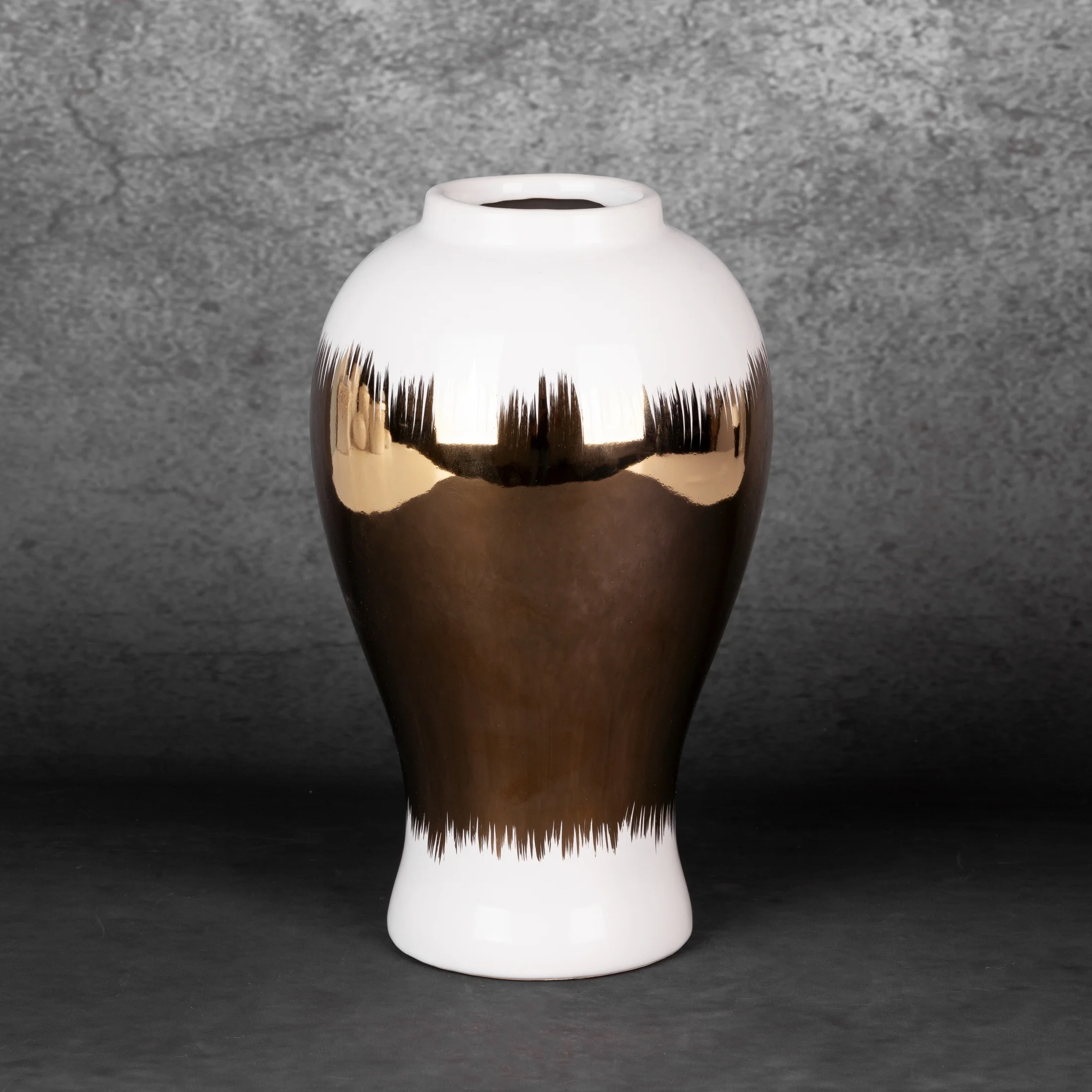 Wazon ceramiczny biało-złoty z motywem cieniowania średnica 17x26 cm Eurofirany