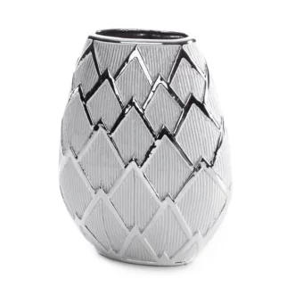 Wazon srebrny dekoracyjny  z lśniącym geometrycznym wzorem 25x11x34 cm SAELA  Eurofirany