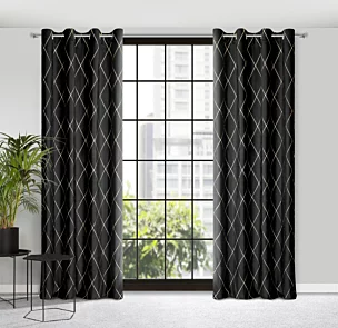 Zasłona czarno, złota haftowana w duże karo z tkaniny welwetowej 140x250 cm przelotka MARGO Pierre Cardin Eurofirany