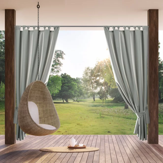 Zasłona srebrna z wodoodpornej tkaniny idealna do ogrodu i na taras 155x220 cm szelki/rzep GARDEN Eurofirany