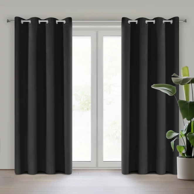 Zasłona czarna z tkaniny typu dimout 140x250 cm przelotka NERISA Eurofirany