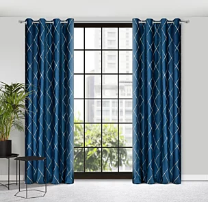 Zasłona granatowo, złota haftowana w duże karo z tkaniny welwetowej 140x250 przelotka MARGO Pierre Cardin Eurofirany