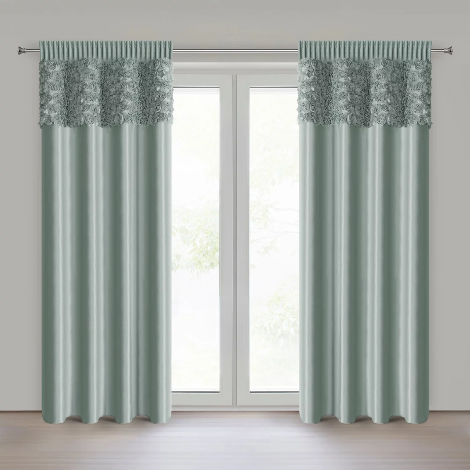 Zasłona miętowa z welwetu zdobiona aplikacją 3D róż 140x270 cm taśma - ROSES Eva Minge Eurofirany