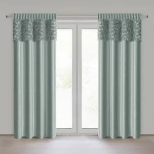 Zasłona miętowa z welwetu zdobiona aplikacją 3D róż 140x270 cm taśma - ROSES Eva Minge Eurofirany