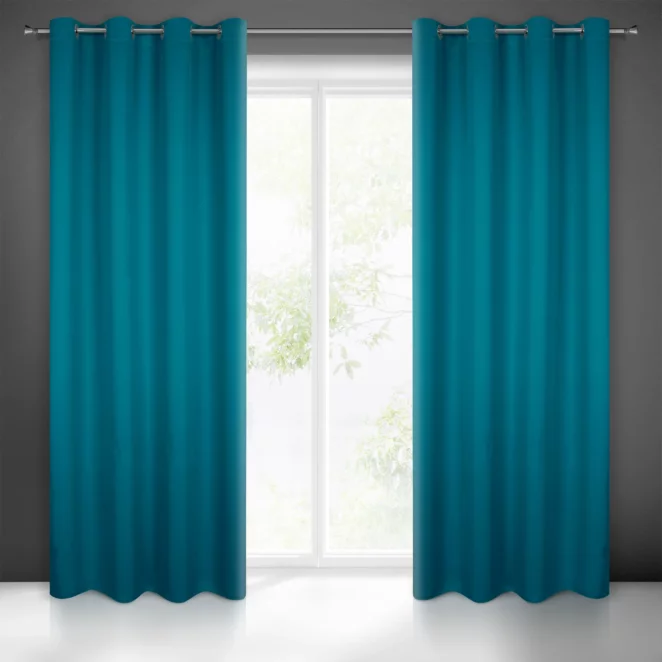 Zasłona ciemnoturkusowa z gładkiej matowej tkaniny zaciemniającej 135x250 cm przelotka BLACKOUT Eurofirany
