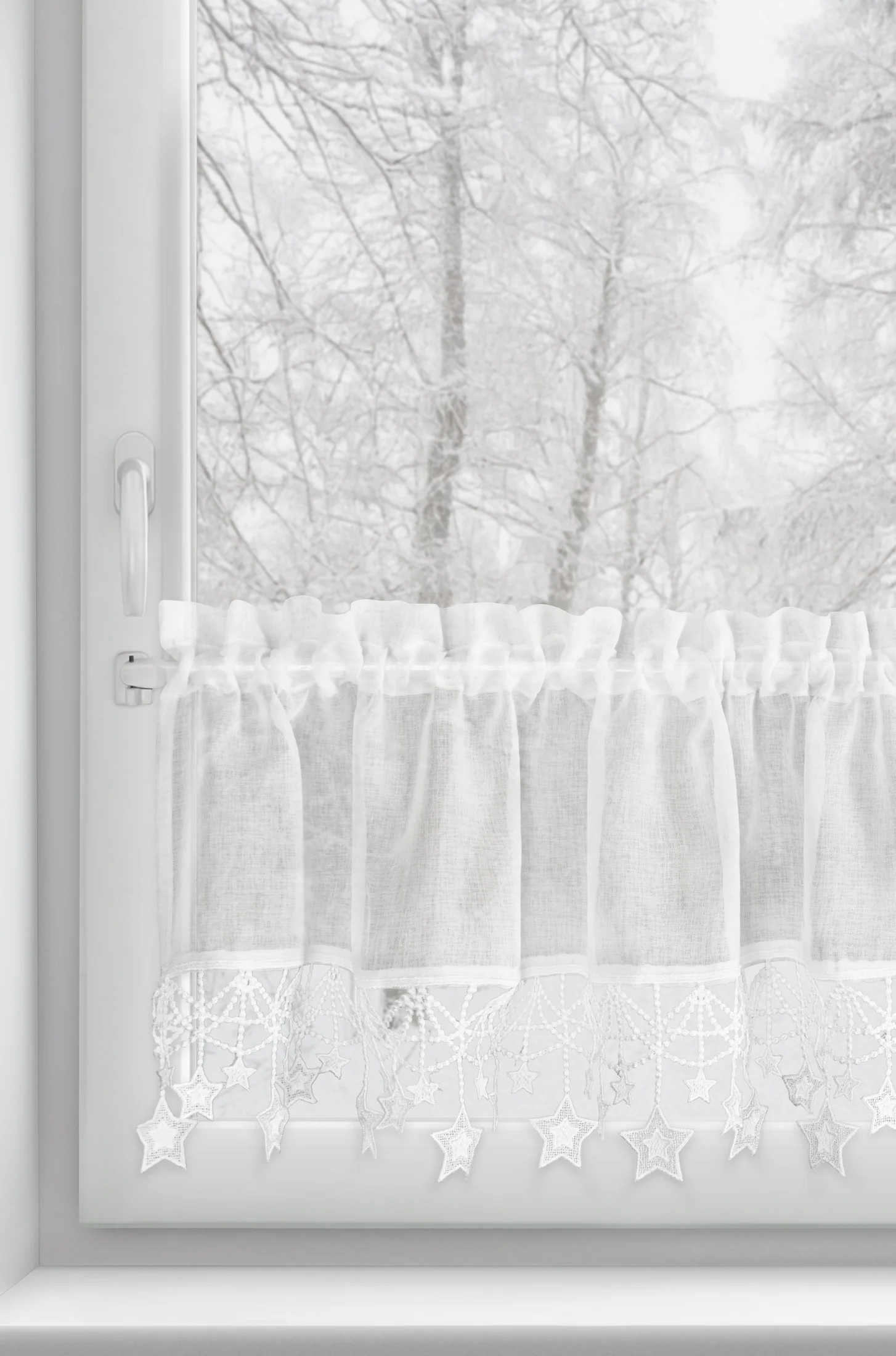 Zazdrostka świąteczna biała z etaminy zdobiona luźno zwisającymi gwiazdkami 150x30 cm tunel - XMAS Eurofirany